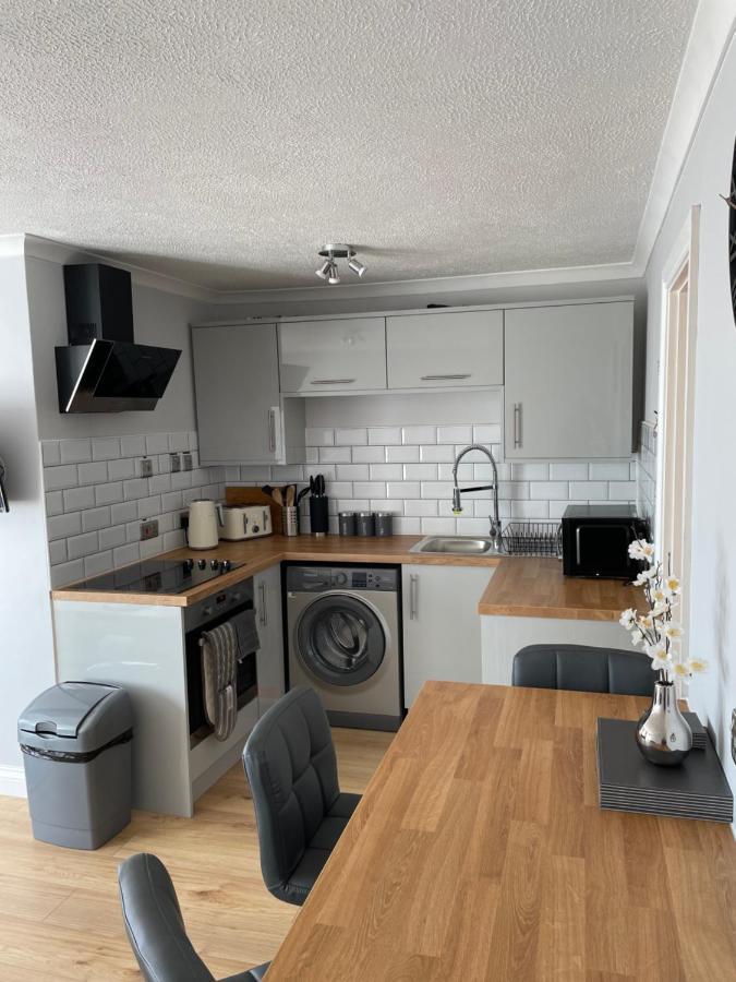 265 Belle Aire, Modern Property ヘムズビー エクステリア 写真
